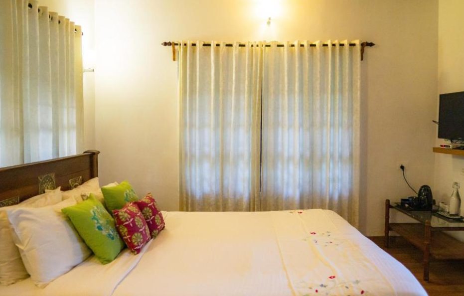 Palmgrove Lake Resort