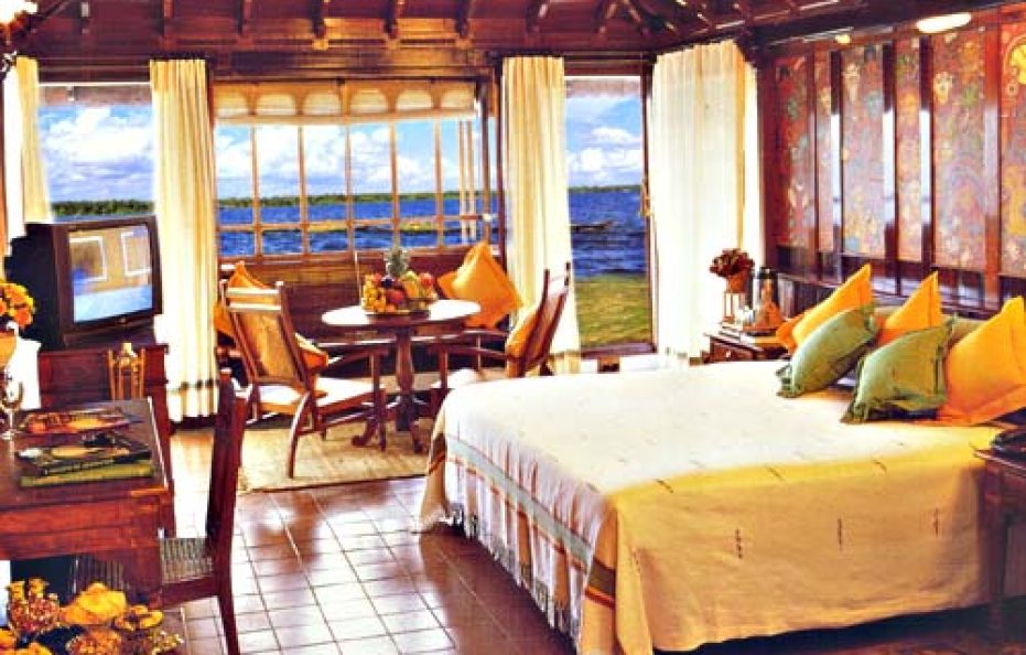 LAKE RESORT KUMARAKOM