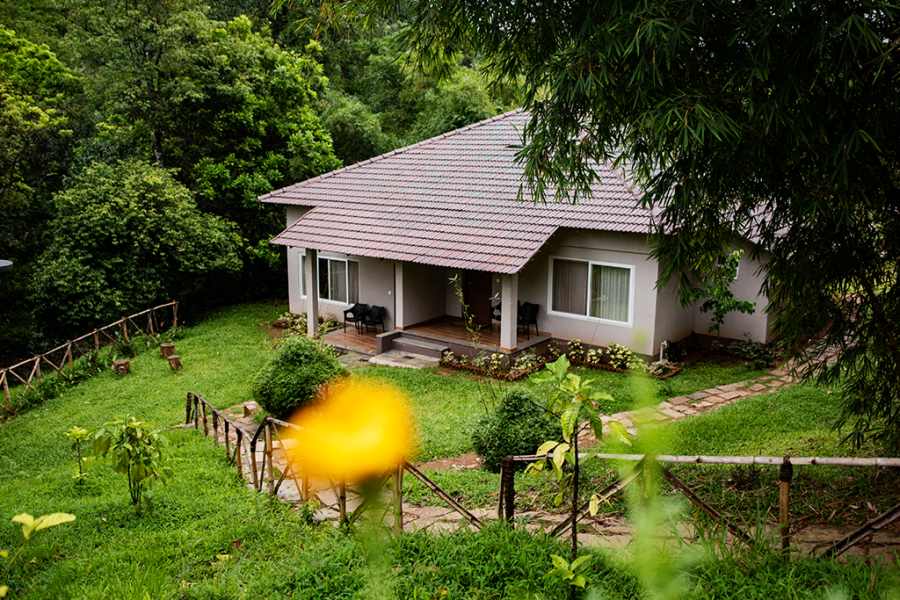 Abad Brookside Lakkidi Resort Wayanad