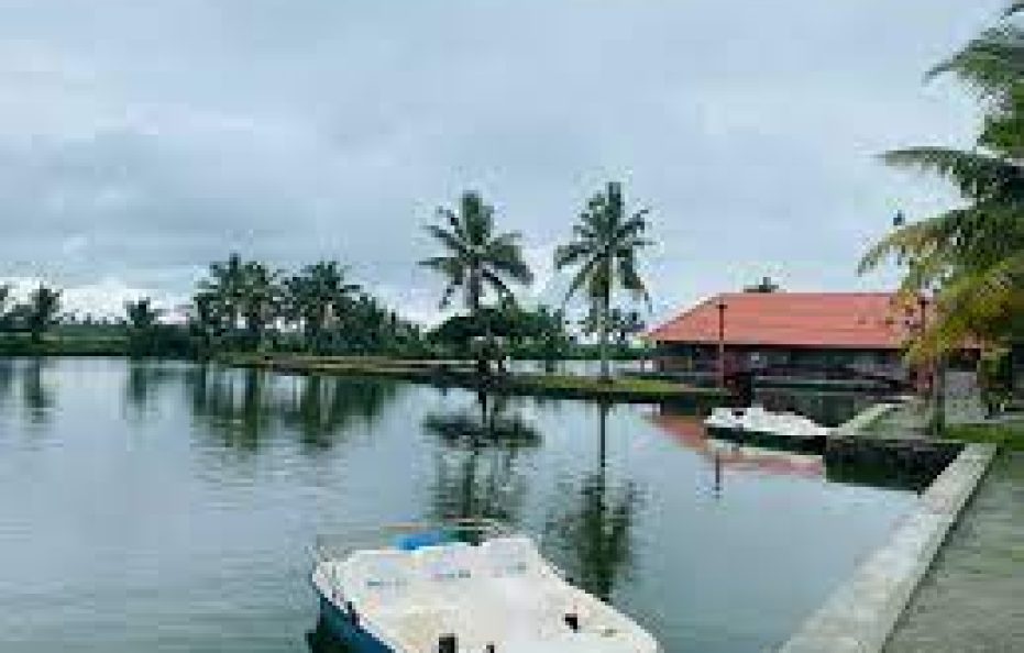 Kondai Lip Backwater Heritage Resort