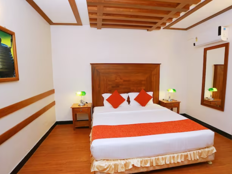 PREMIUM COTTAGE ROOM AC