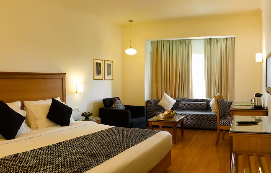 SUPERIOR ROOM