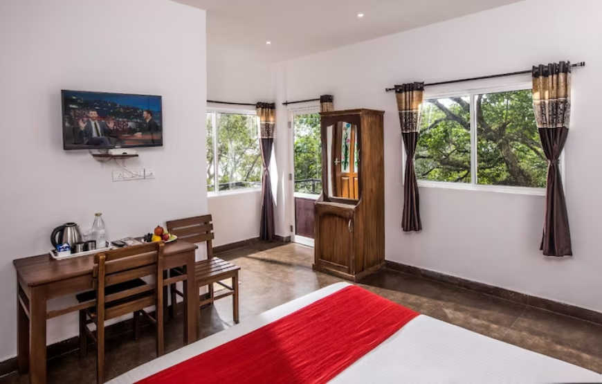 Deluxe Double Room with Balcony