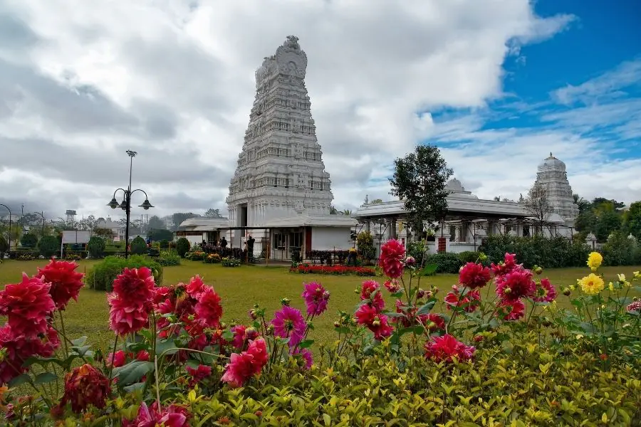 spiritual pilgrimage destinations in India