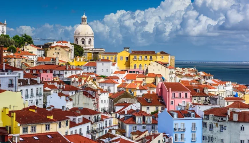 A Local’s Guide to Lisbon: Best Places to Eat, Stay, and Explore