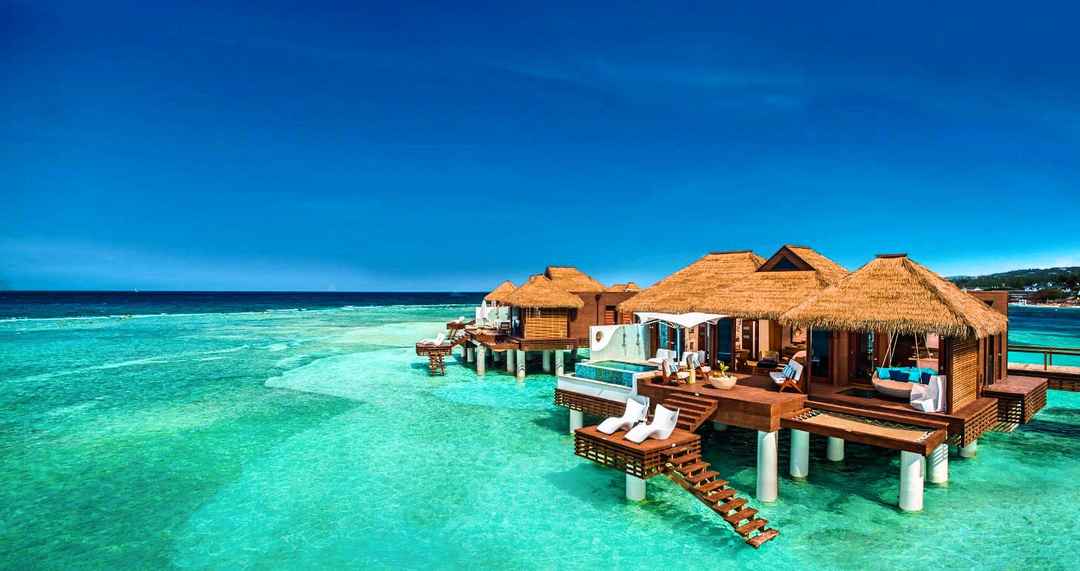 Luxury Resorts