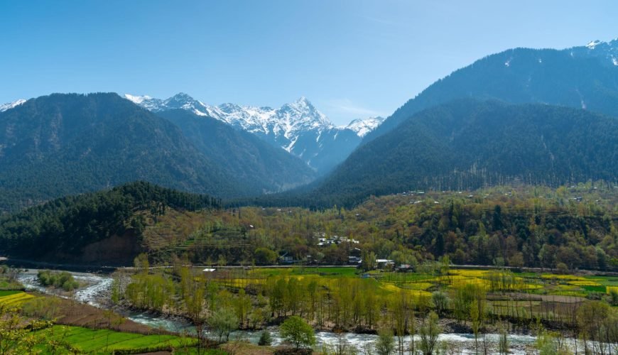 Kashmir Travel Guide: Srinagar, Gulmarg & Pahalgam – Plan Your Perfect Holiday